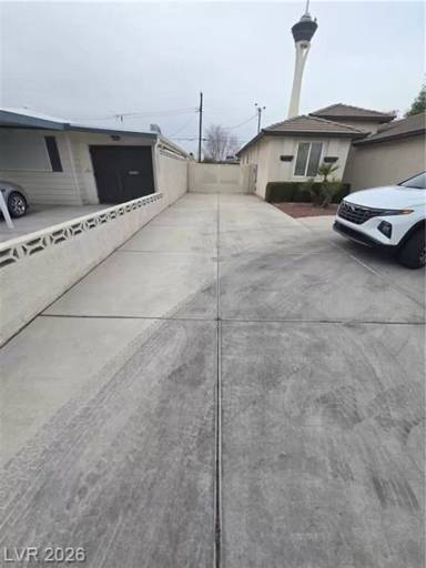 Main picture of 2204 Van Patten Pl