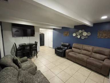 Main picture of 150 Arcade Blvd