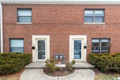 Main picture of 636 Blenheim Rd