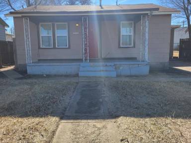 Main picture of 617 Monroe St