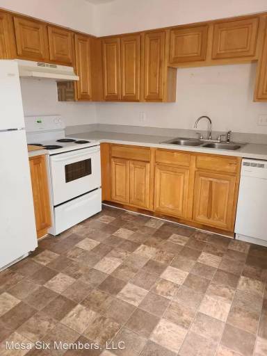 Main picture of 305 Cherokee Ct