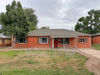 Main picture of 1170 Racine St