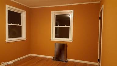 Main picture of 689 Millbrook Ave