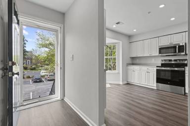 Main picture of 2484 Wentworth Dr