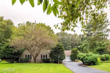 Main picture of 141 Flintlock Rd