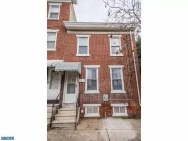 Main picture of 911 Linden St