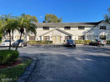 Main picture of 11689 NW 45 Street LLC - 11693