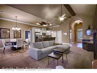 Main picture of 3204 Orchard Ave