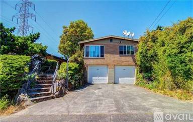 Main picture of 4427 Powell Pl S