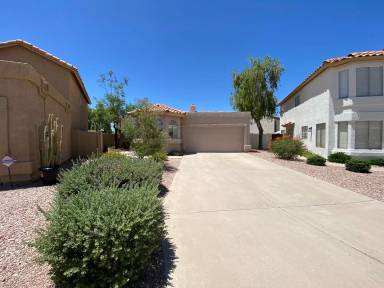 Main picture of 11014 N 111th Way