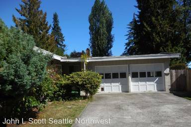 Main picture of 13306 15th Ave NE