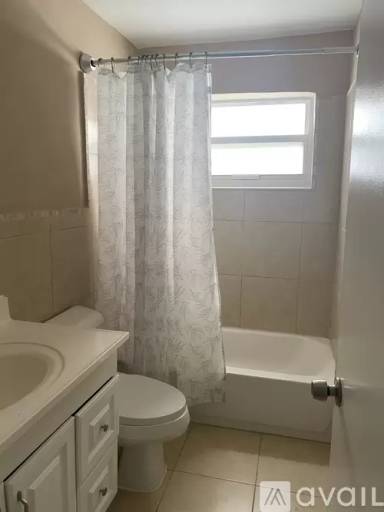 Main picture of 608 NE 9th Ave