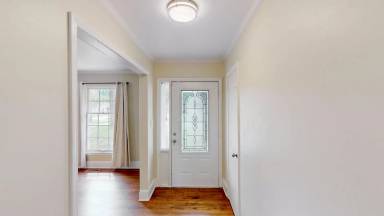 Main picture of 6821 View Way Dr