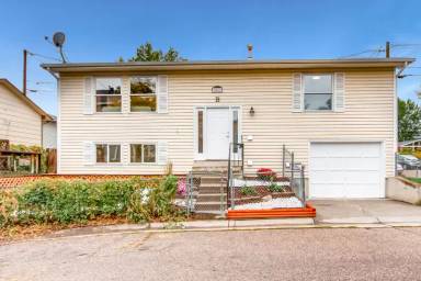 Main picture of 2040 N HOOKER ST - B