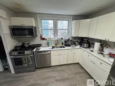 Main picture of 11 Burnham St