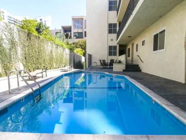 Main picture of 1228 N La Cienega Blvd