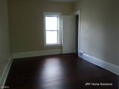 Main picture of 411 S West Ave