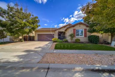 Main picture of 1543 Flora Way