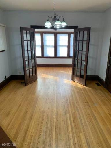 Main picture of 113 Manitoba Ave
