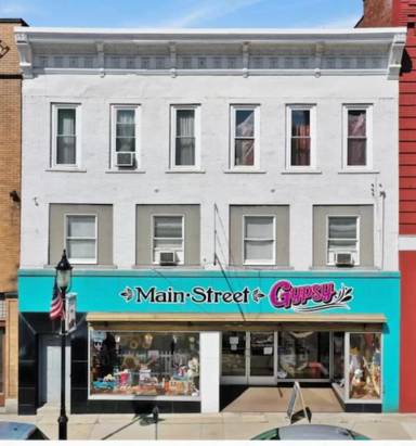 Main picture of 219 W Main St