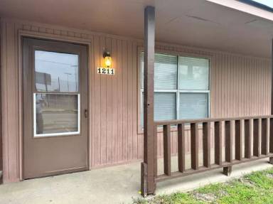 Main picture of 1211 W Sunset Dr