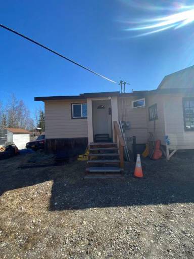 Main picture of 2443 Loomis Dr
