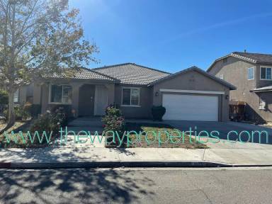 Main picture of 16031 Greyrock St