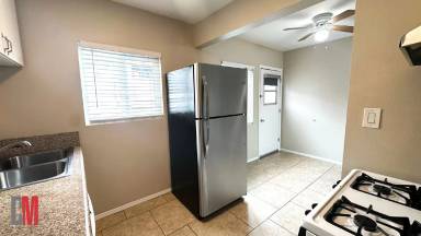Main picture of 2205 Poinsettia Dr