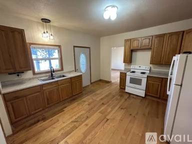 Main picture of N90W16736 Roosevelt Dr
