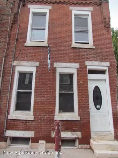 Main picture of 2311 Greenwich St