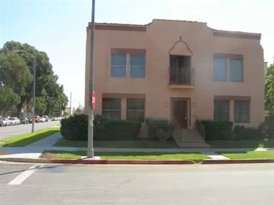Main picture of 466 N Orange Grove Ave