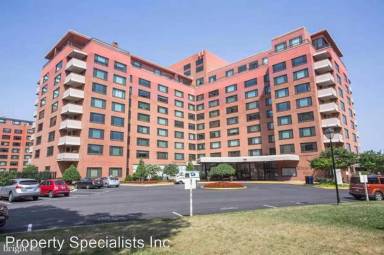 Main picture of River Place South Apartments