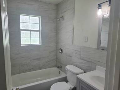 Main picture of 222 W Fairchild Dr