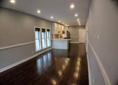 Main picture of 2028 N Keeler Ave