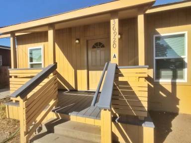 Main picture of 36920 Elm St