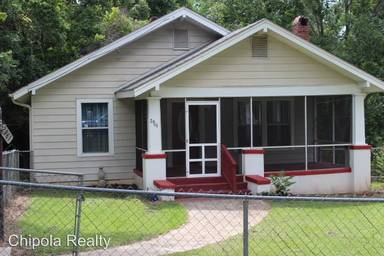 Main picture of 2961 Green St