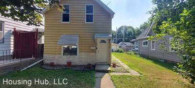 Main picture of 2510 Upton Ave N