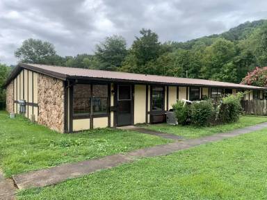 Main picture of 5285 Dalewood Dr