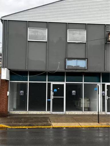 Main picture of 118 Main St