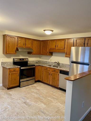 Main picture of 27 Hoyt St