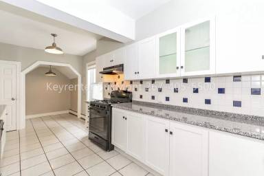 Main picture of 207 Church Rd