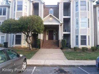 Main picture of 6230 Rosecroft Dr