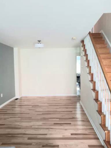 Main picture of 838 Almond St