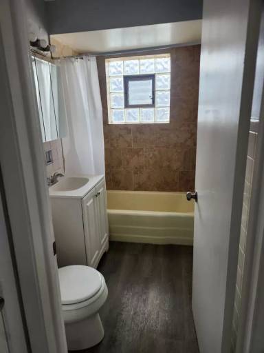 Main picture of 2120 S 16th Ave