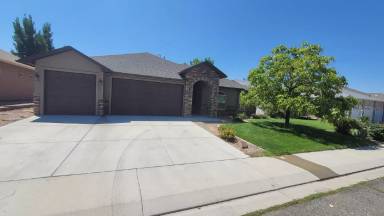 Main picture of 2911 El Torro Rd