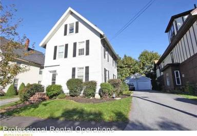 Main picture of 271 Essex St