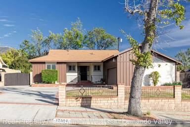 Main picture of 13850 Lexicon Ave