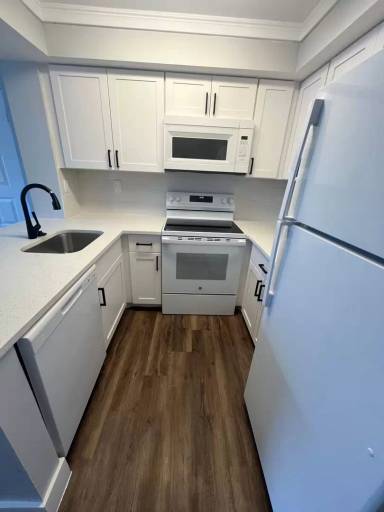 Main picture of 718 Executive Center Dr