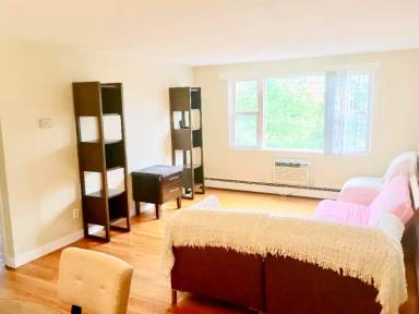 Main picture of Glenmeadow Condominiums