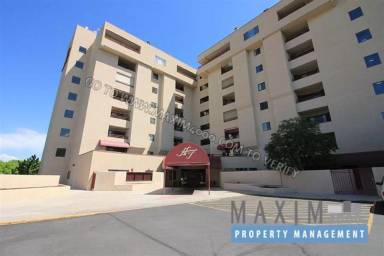 Main picture of 1111 Horizon Dr